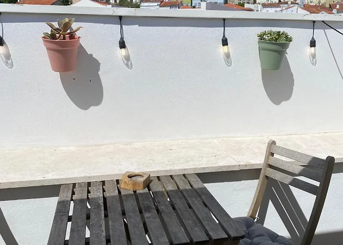 Wood Essence - Cozy Balcony