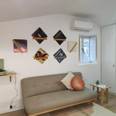 Wood Essence - Cozy Balcony *